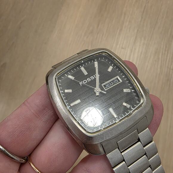 Fossil Arkitekt Silver Stainless Steel Rectangular Water Resistant Analog Watch - Picture 4 of 7